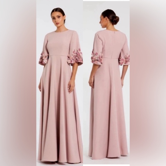 MAC DUGGAL 11854
Pink Crepe 3/4 Sleeve A-line Gown With Flower Trim Size 12 NEW - Picture 1 of 17